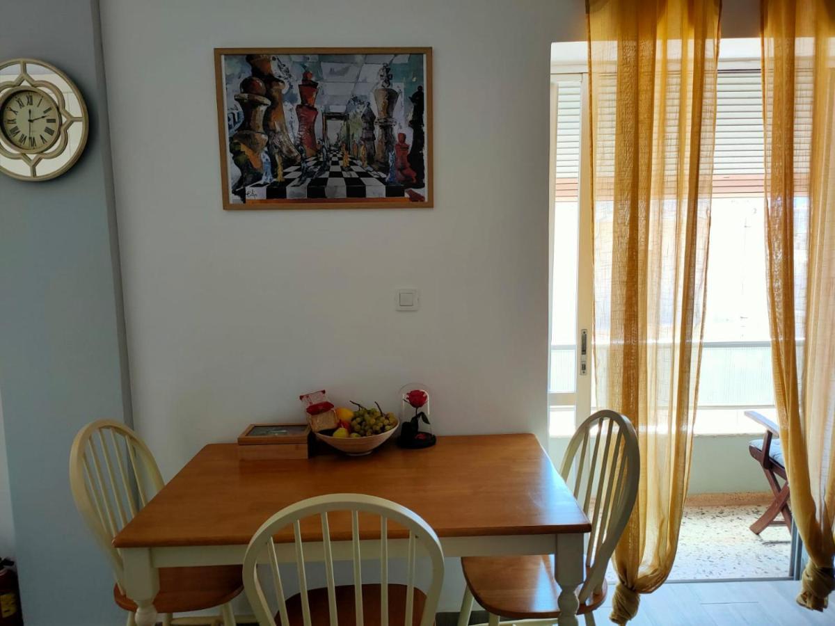 Sea & Chess Apt Rental Chrissi Akti Chania Exterior foto